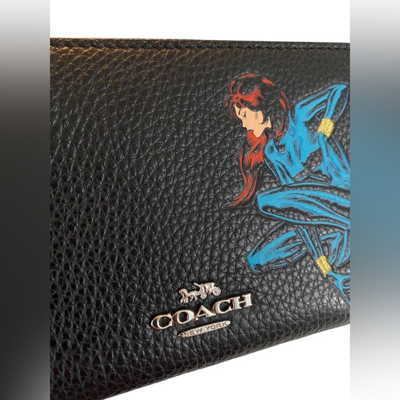 COACH X Marvel Medium Zip Around Wallet With Black Widow NWOT - Picture 5 of 7